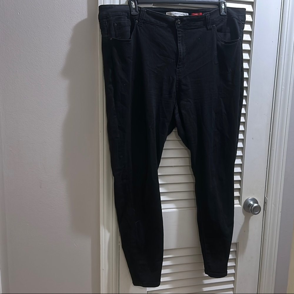 Women's stretchy Black Jeans